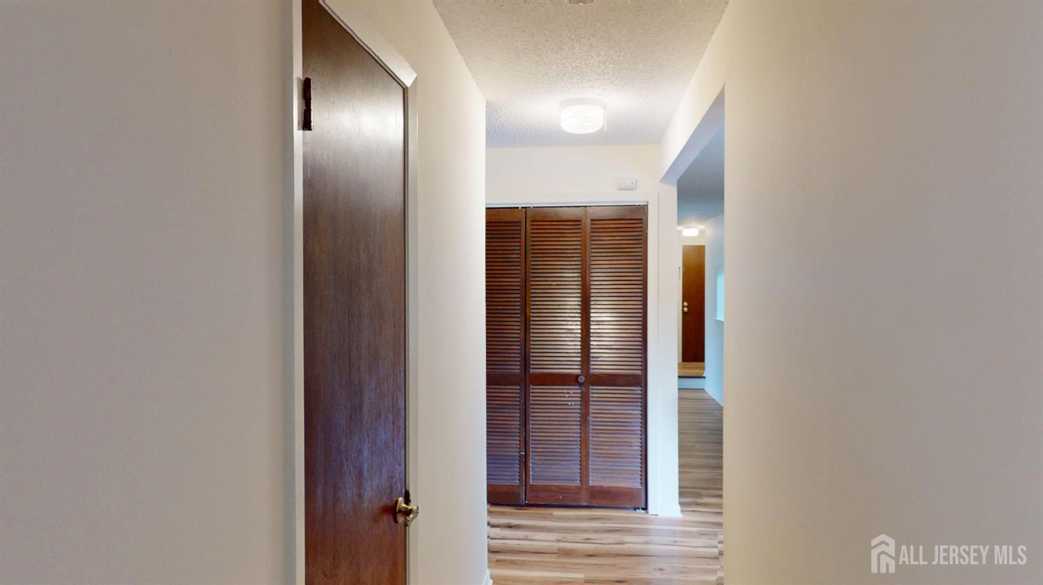 280 Willowbrook Drive, North Brunswick, NJ, 08902 image 33