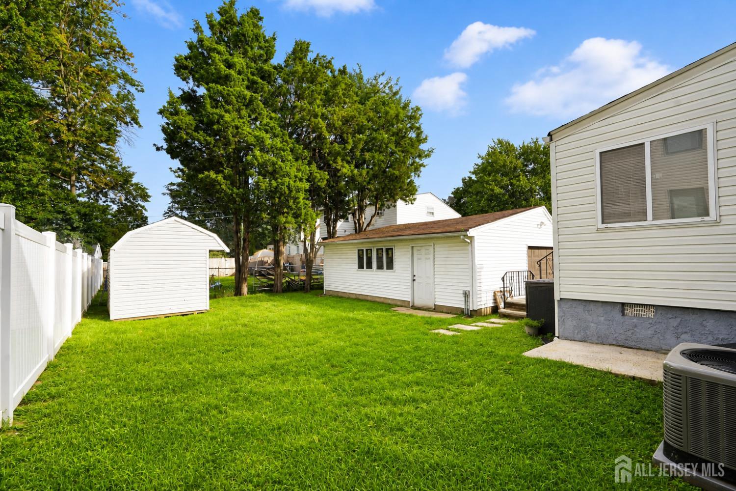 193 Old Road, Sewaren, NJ, 07077 image 11