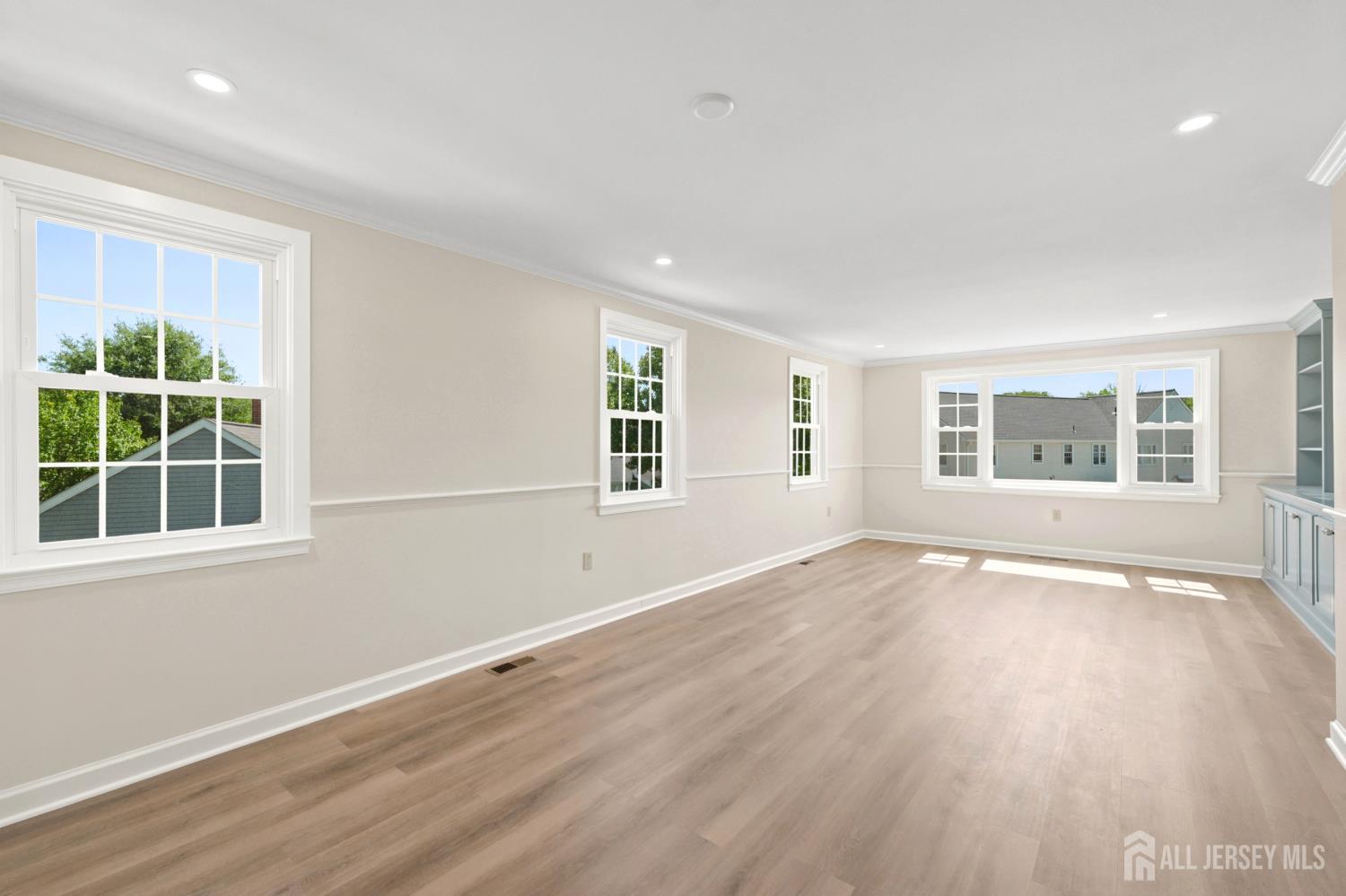 8 Sussex Way N, Monroe, NJ, 08831 image 8