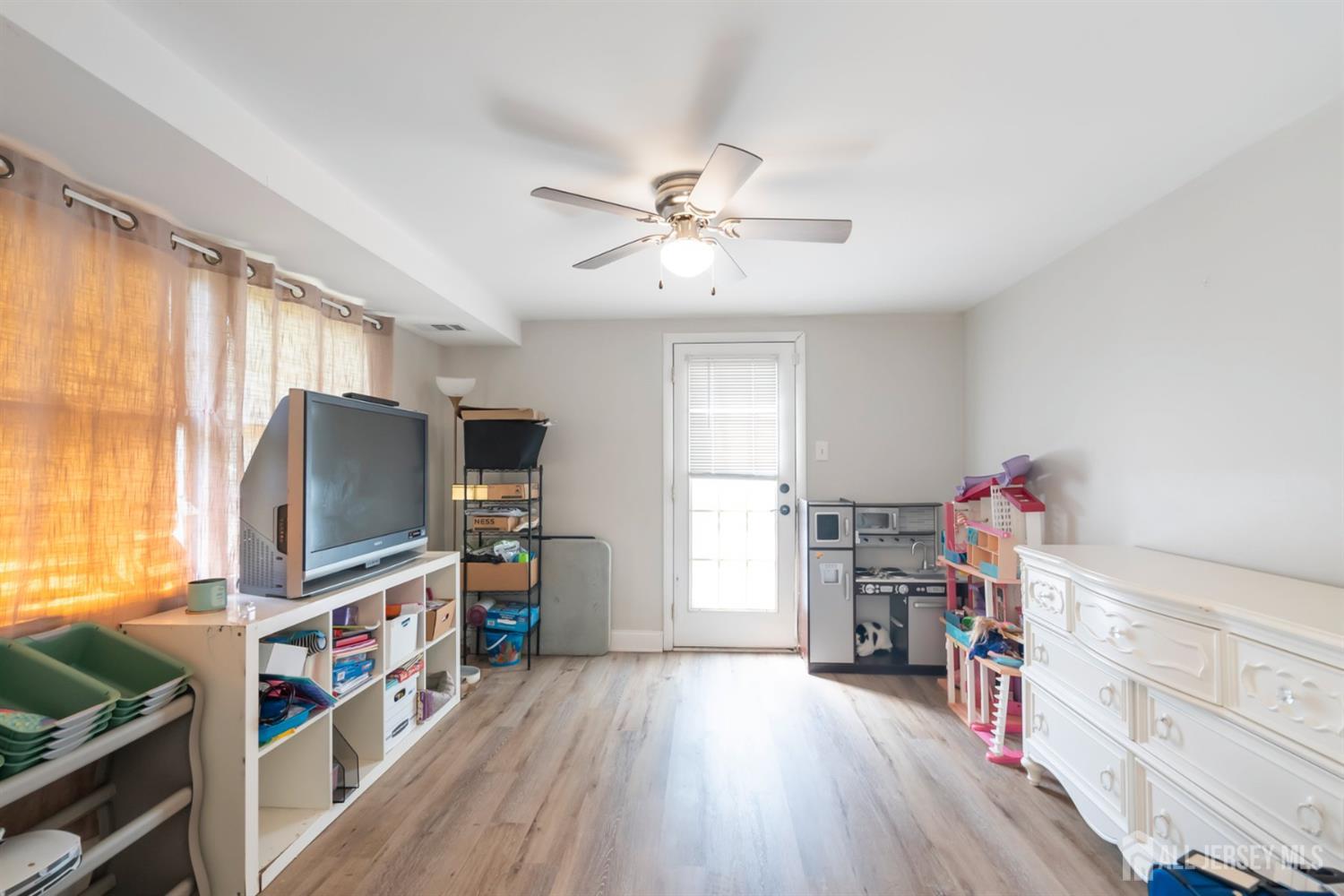 21 Rieder Road Image 4
