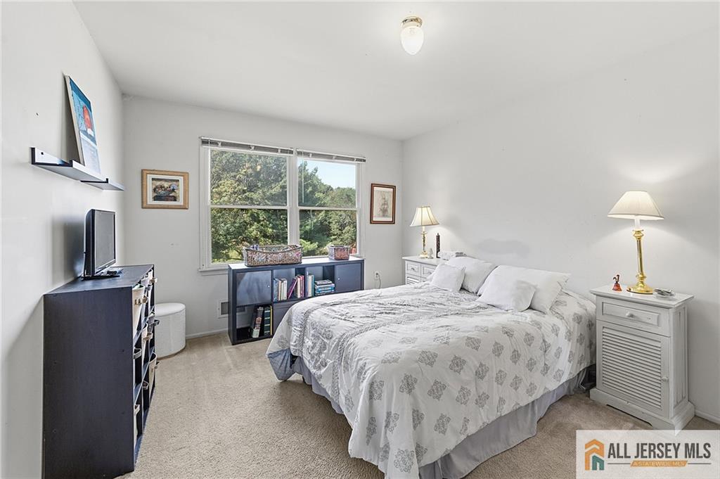 1 Launcelot Lane, Monroe, NJ, 08831 image 24