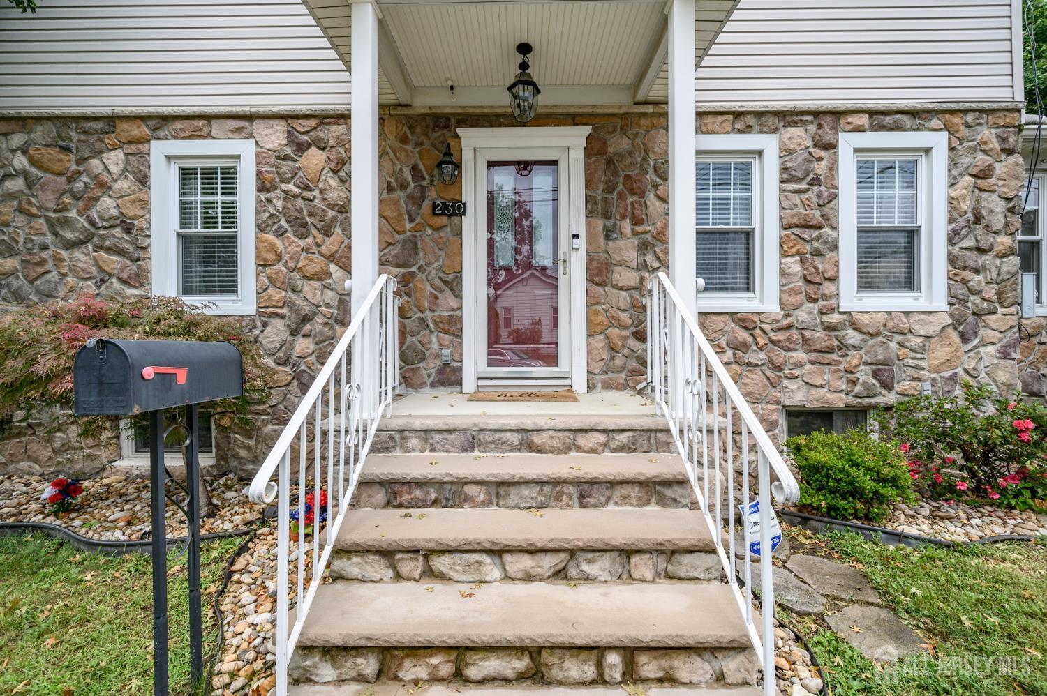 230 Jones Place, Rahway, NJ, 07065