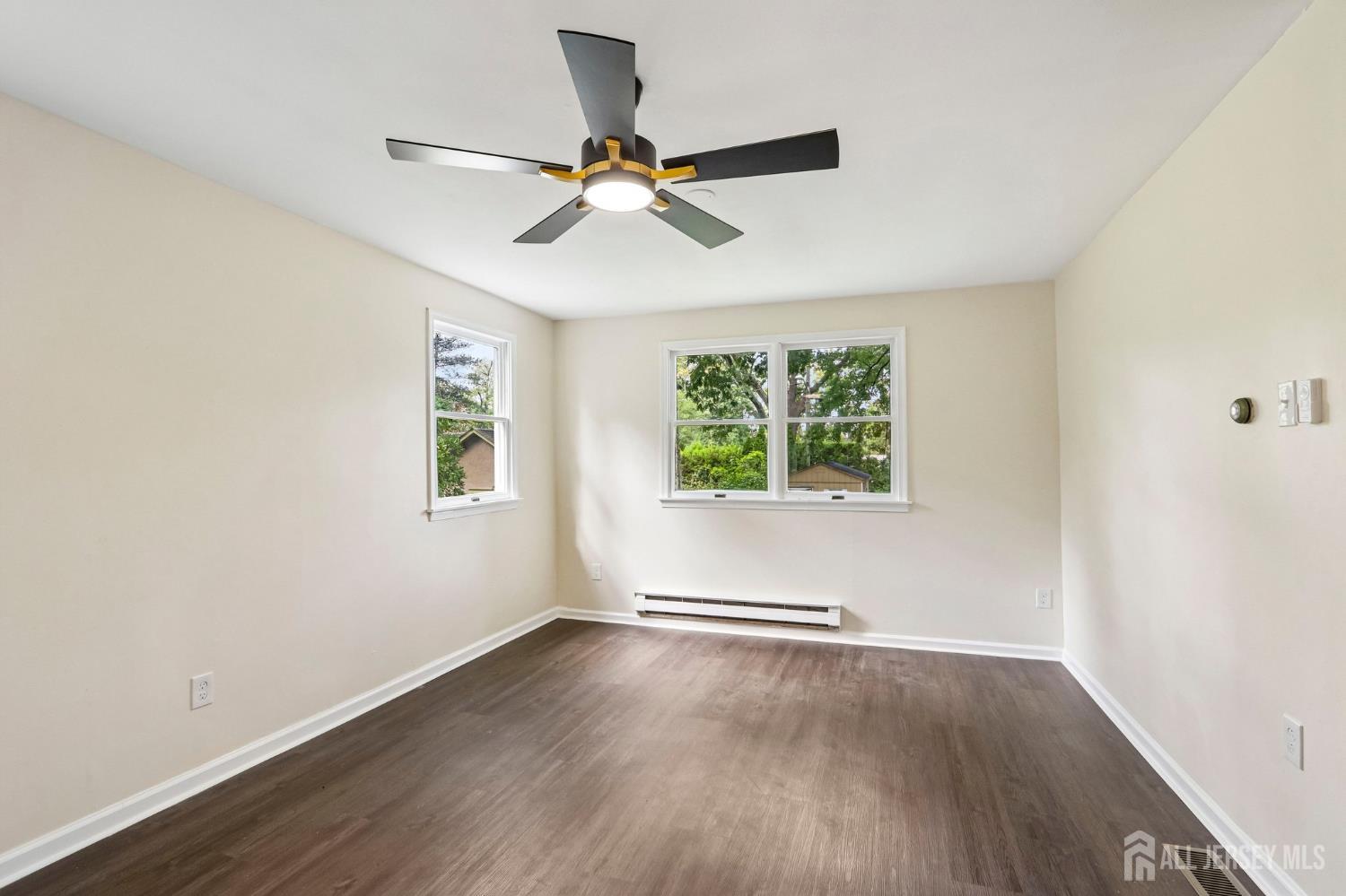 53 S Woodland Avenue, Woodbury Heights, NJ, 08096 image 32