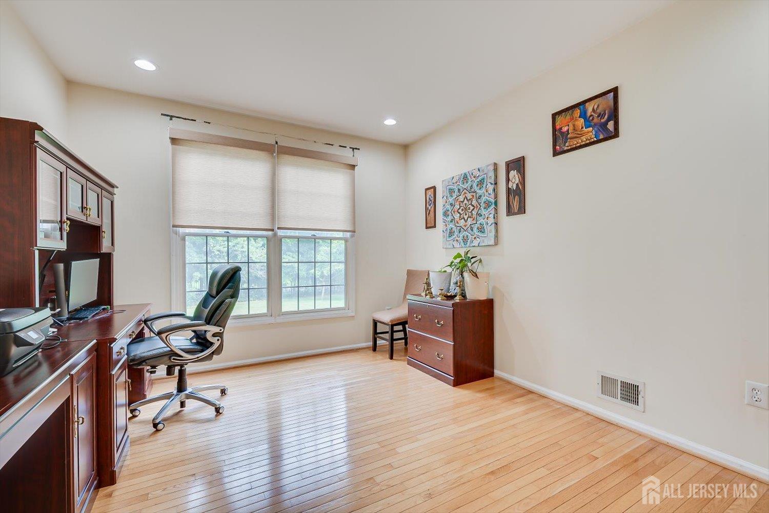 8 McBride Way, Bridgewater, NJ, 08807 image 23