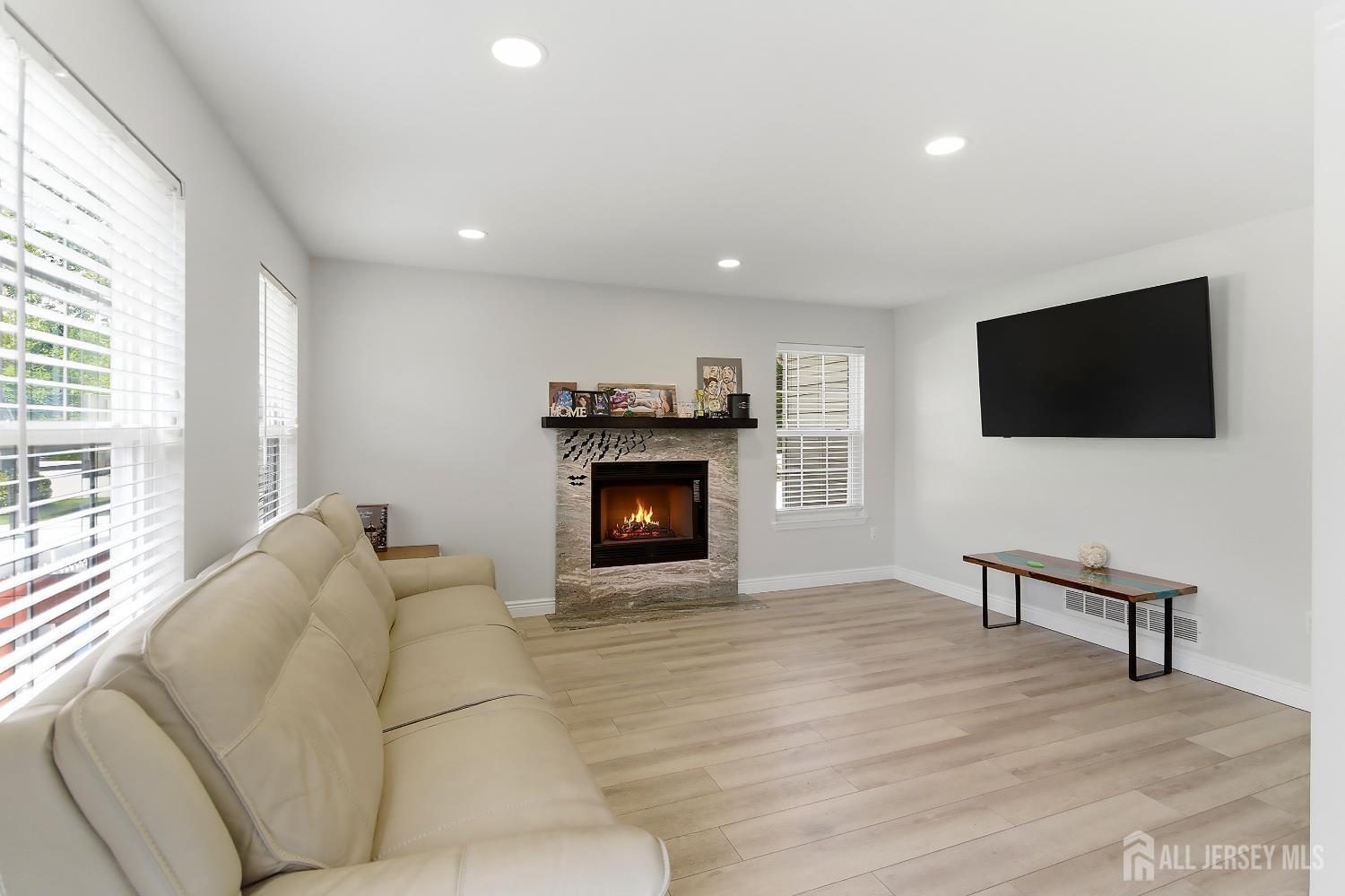 374 mounts mills Road, Monroe, NJ, 08831 image 12