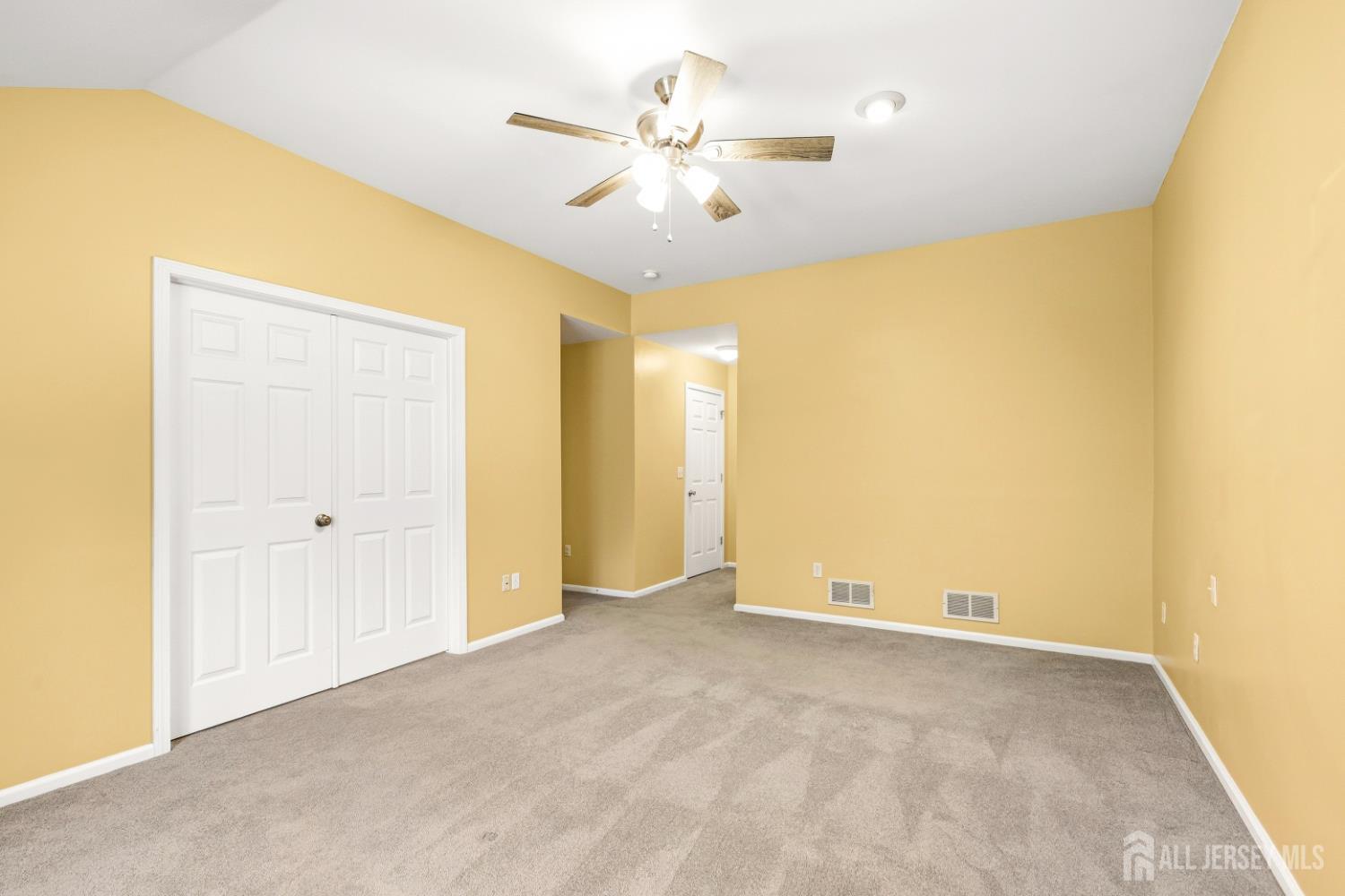 118 Kingsland Circle, South Brunswick, NJ, 08852 image 31