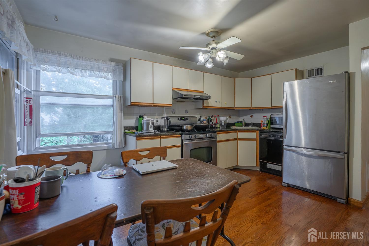 160 Dartmouth Street Image 2
