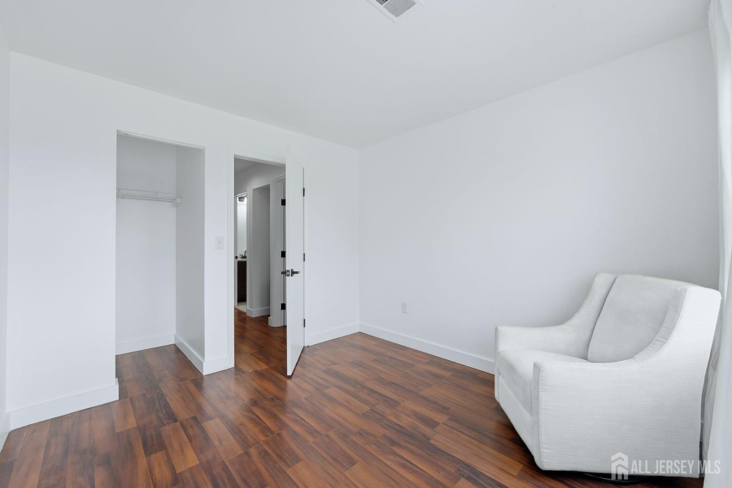 320 Edpas Road, New Brunswick, NJ, 08901 image 15
