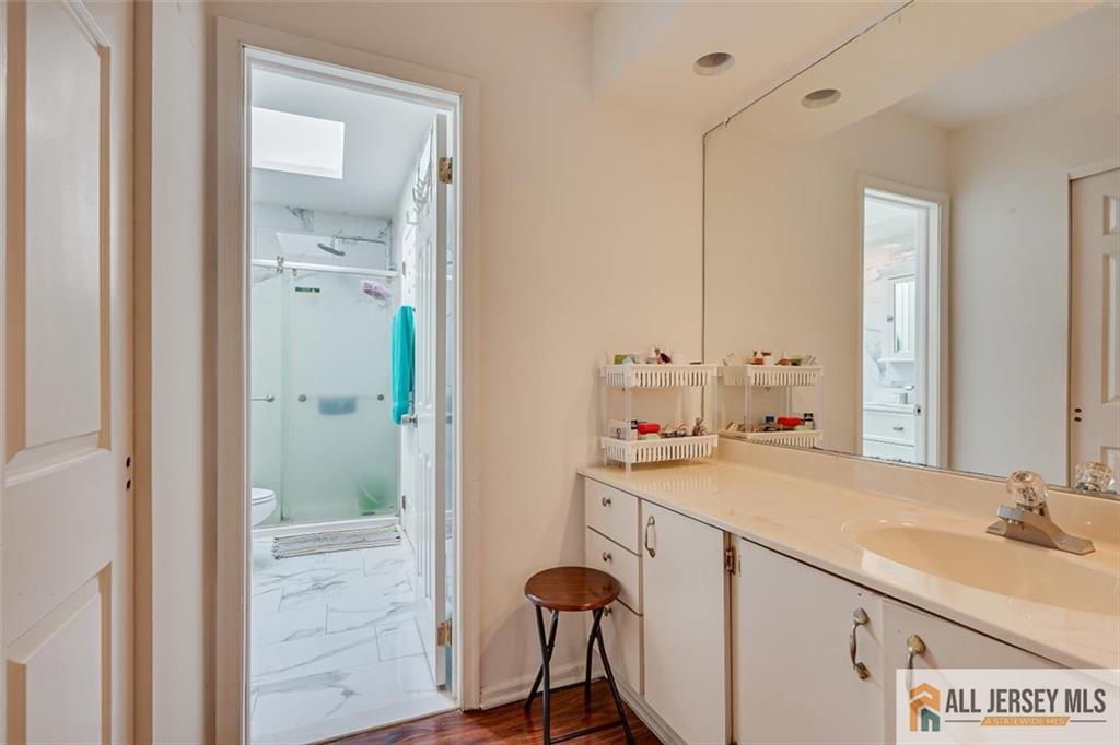 2704 Cricket Circle 2704, Edison, NJ, 08820 image 7