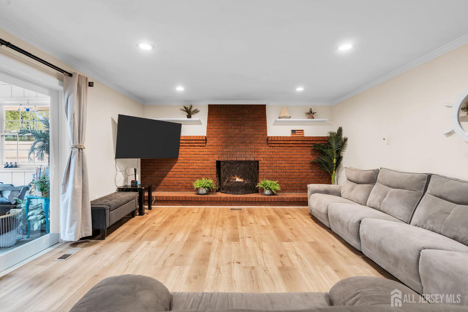 1 Macintosh Court, East Brunswick, NJ, 08816 image 8