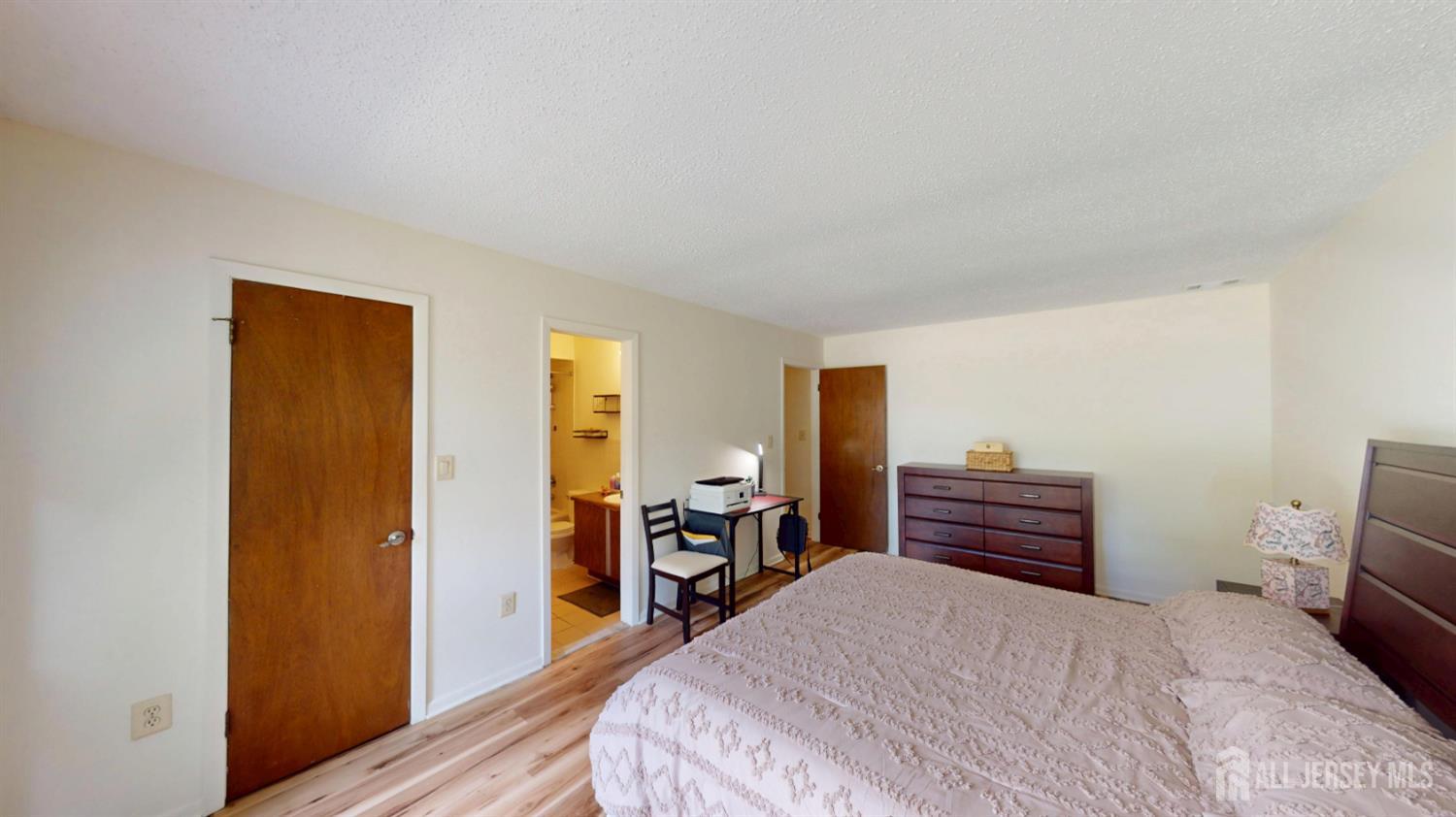 280 Willowbrook Drive, North Brunswick, NJ, 08902 image 39