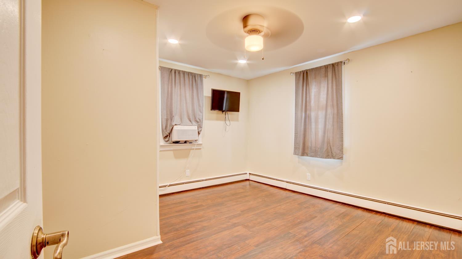 44 Briarwood Avenue, Keansburg, NJ, 07734 image 37