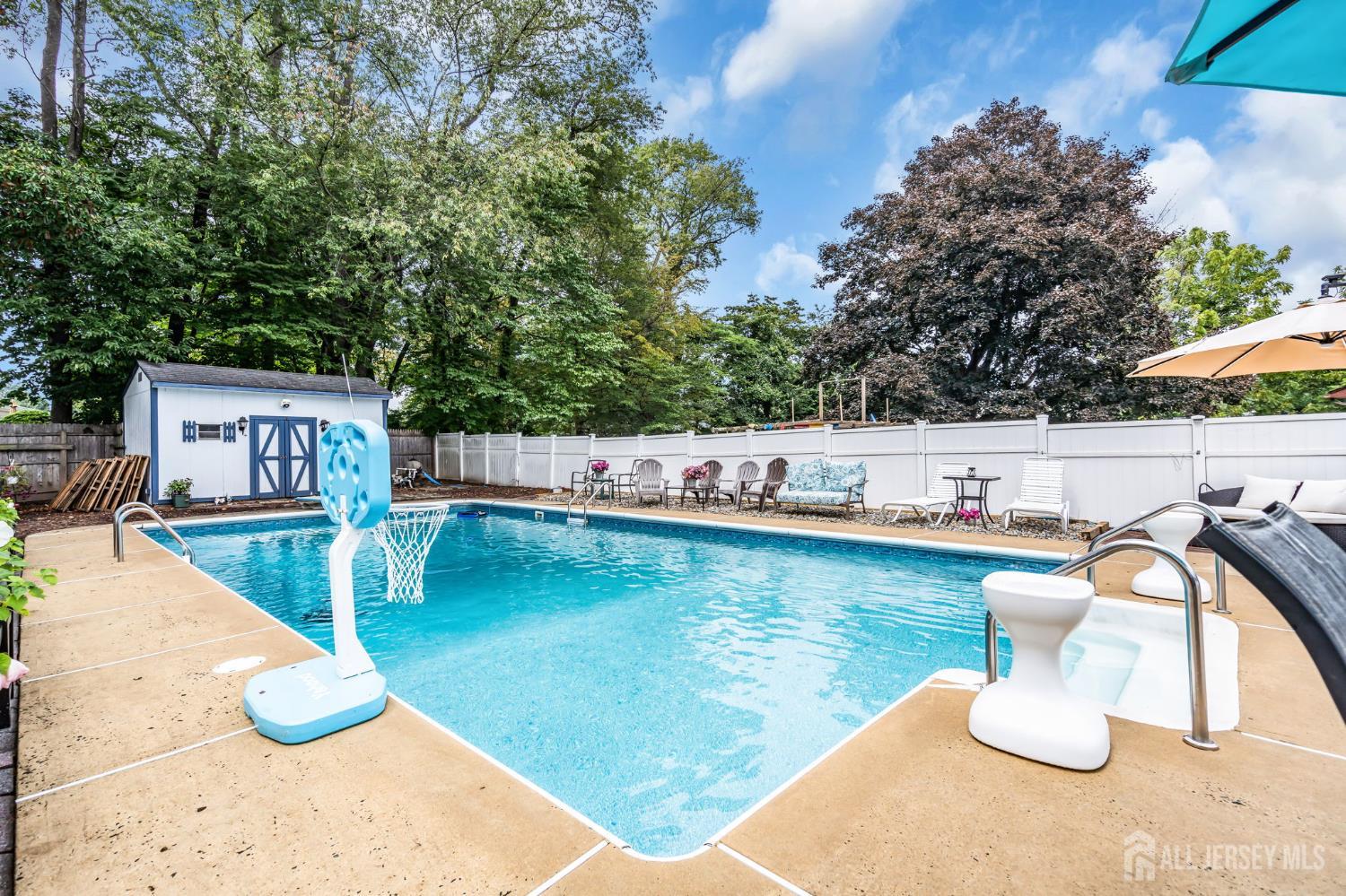 1 Macintosh Court, East Brunswick, NJ, 08816 image 33