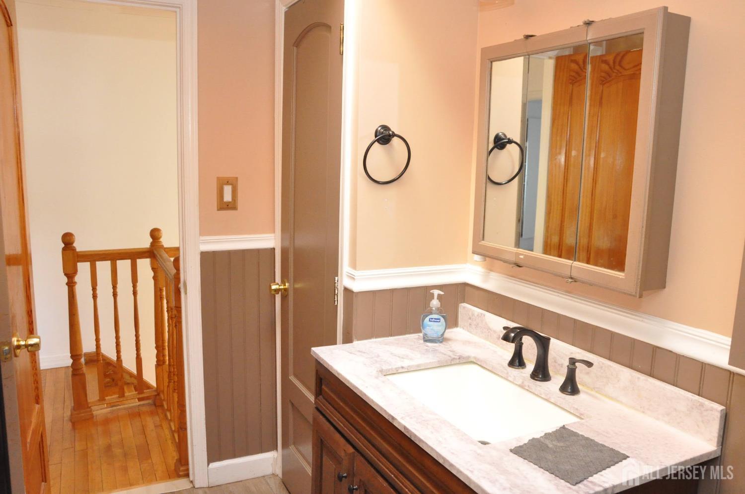 9 FLORENCE Drive, Parlin, NJ, 08859 image 20