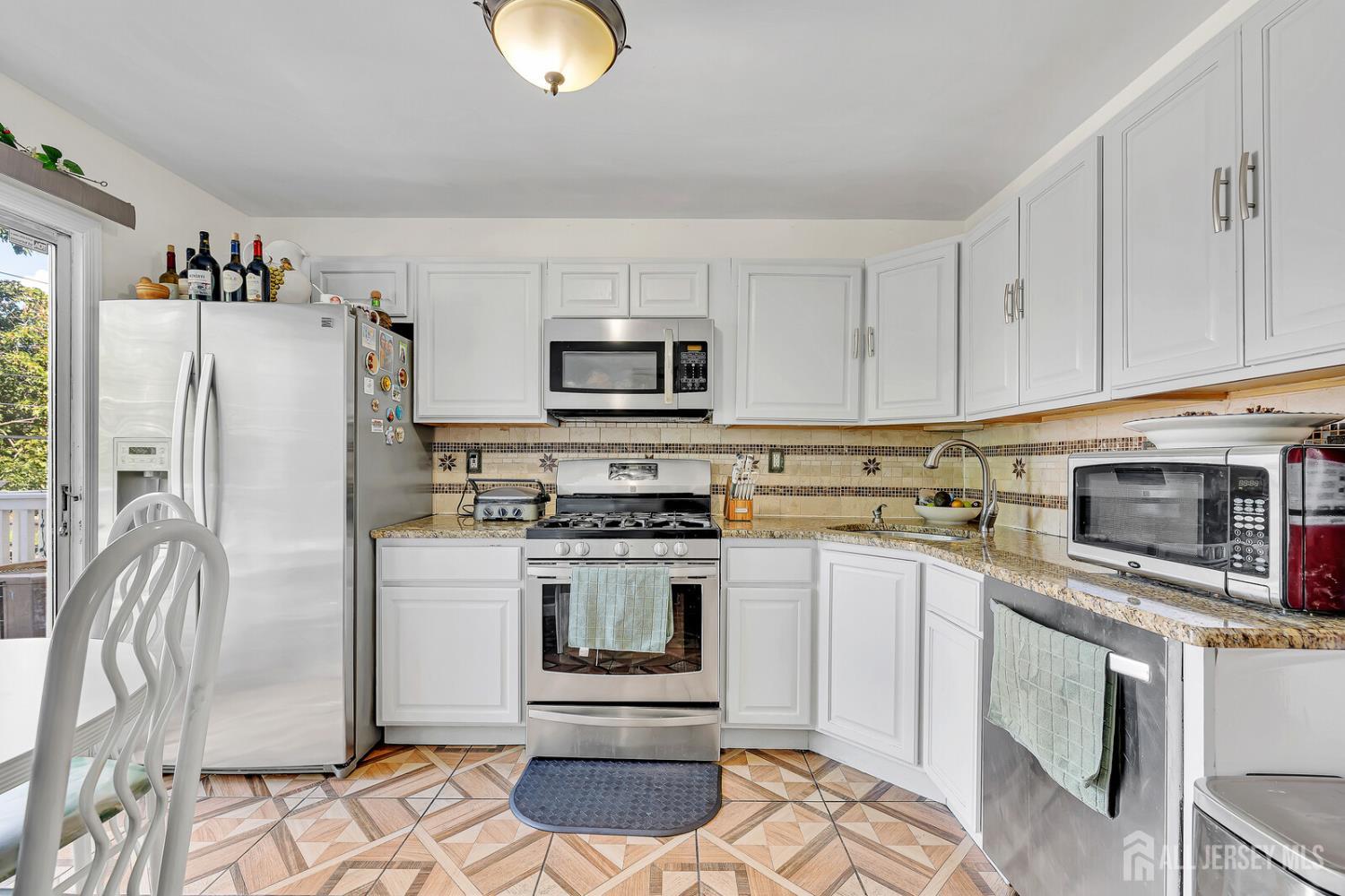 402 Holly Drive 402, Perth Amboy, NJ, 08861 image 18
