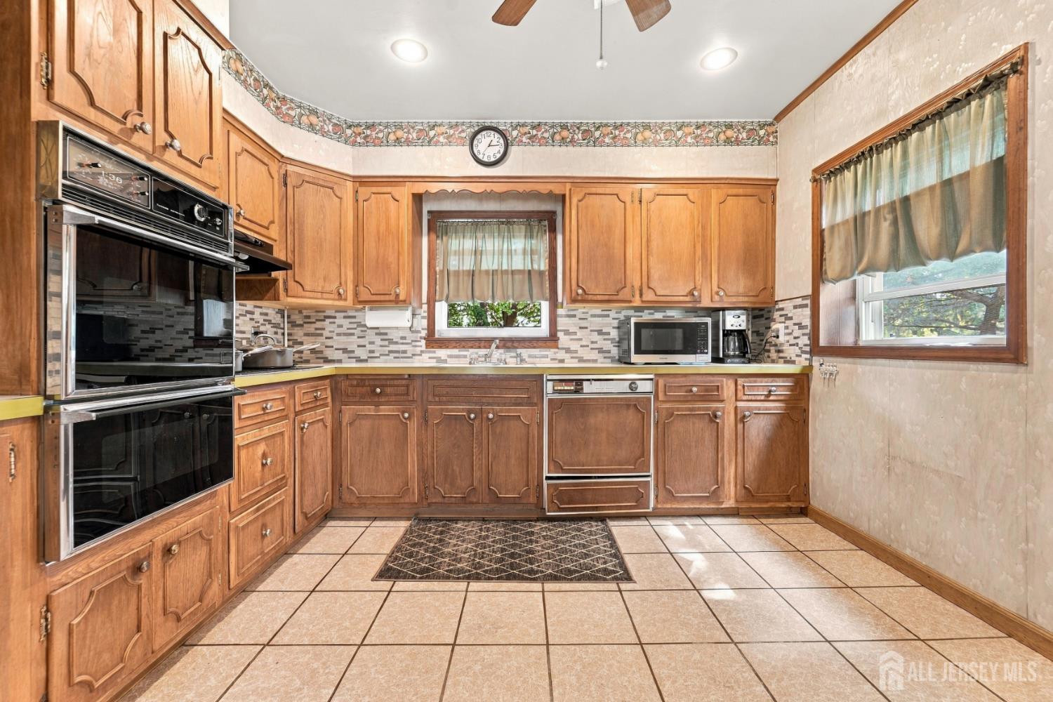 15 Candy Court, Edison, NJ, 08817 image 8