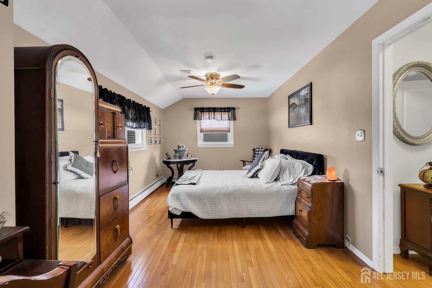 35 Richard Terrace, Middletown, NJ, 07748 image 18