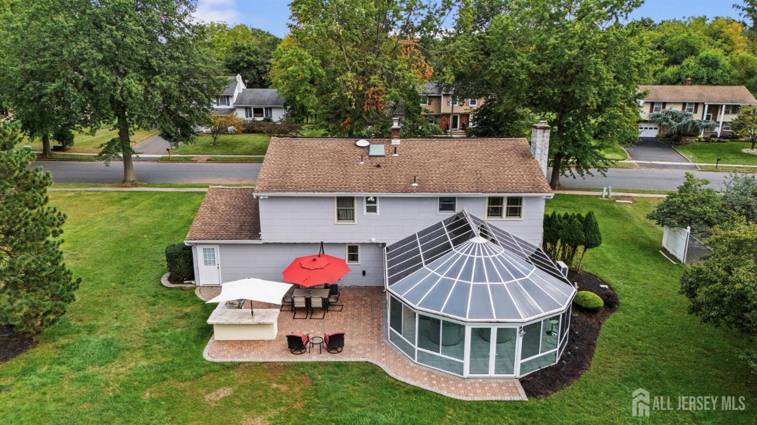 320 Grandview Avenue Image 3