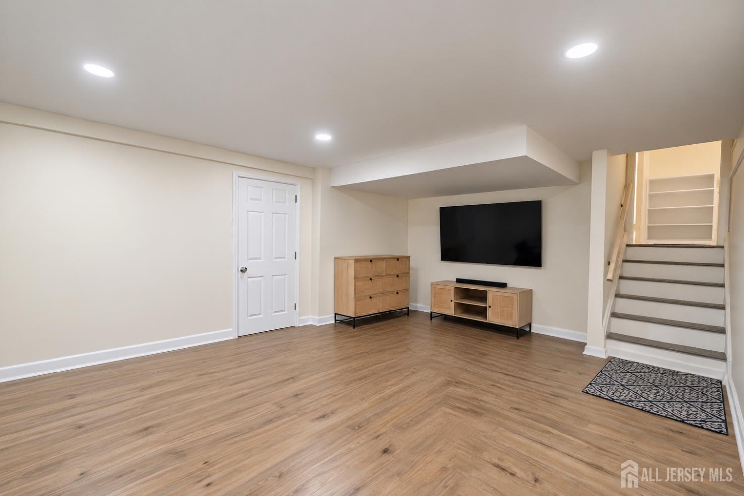 35 Bender Drive, Clifton, NJ, 07013 image 29