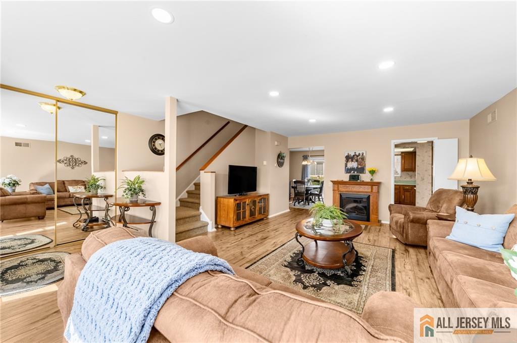 376 Stirling Drive 376A, Jamesburg, NJ, 08831 image 6