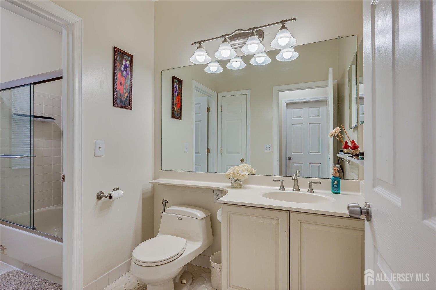 8 McBride Way, Bridgewater, NJ, 08807 image 21