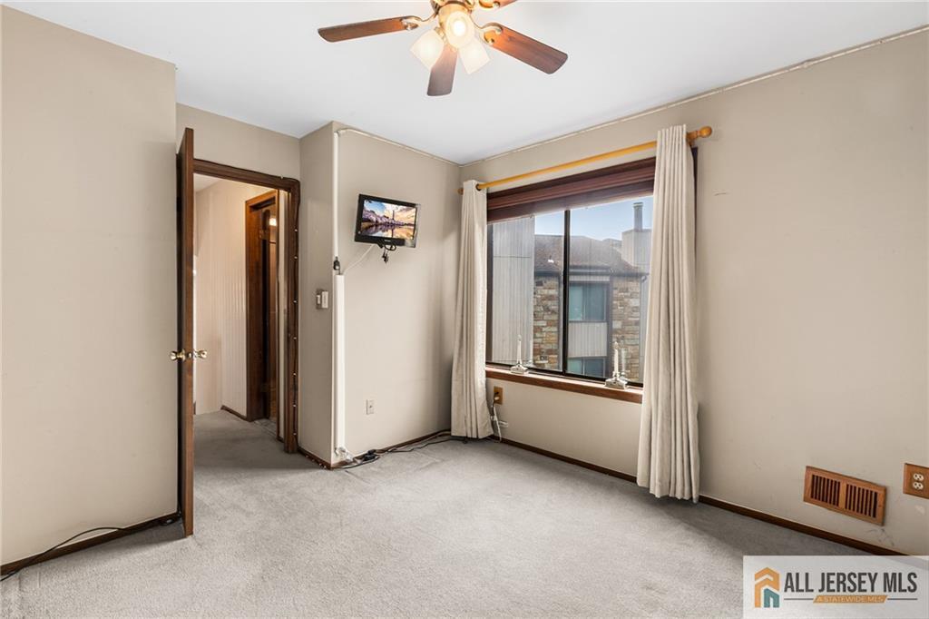 84 Diamond Lane, Old Bridge, NJ, 08857 image 26