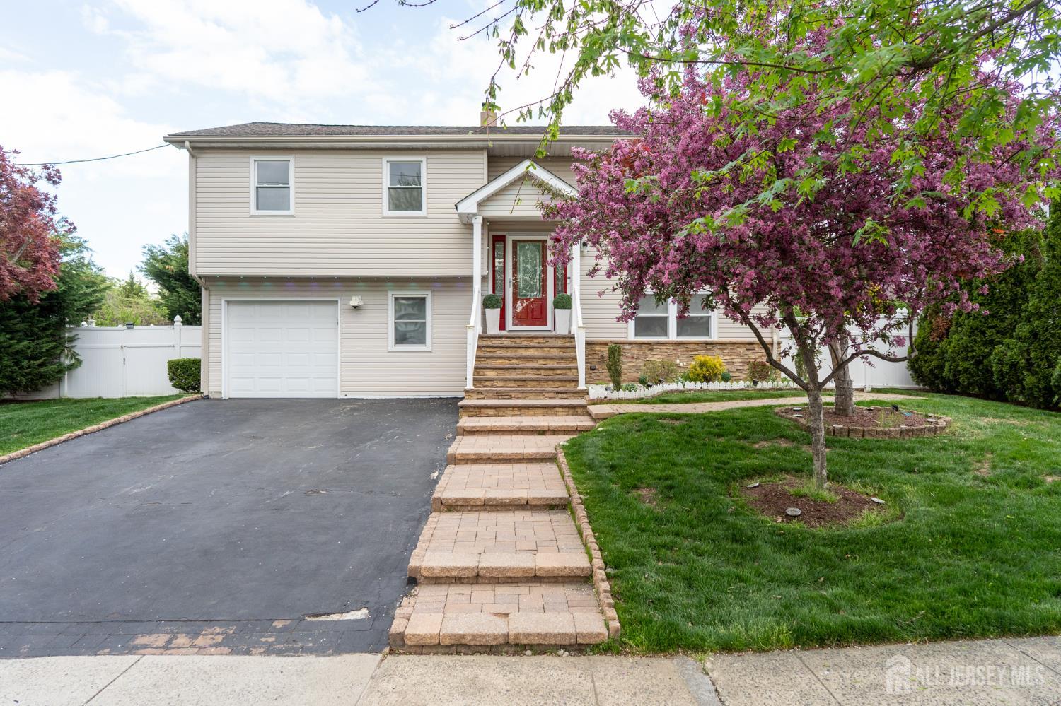 14 Hopatcong Drive Image 2