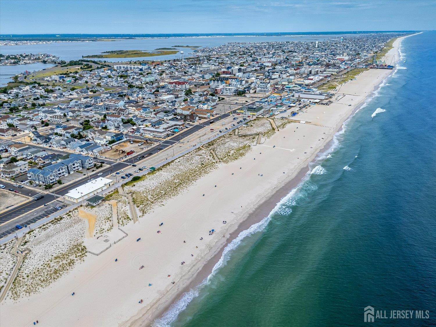 1401 N Ocean Avenue 5 Image 4