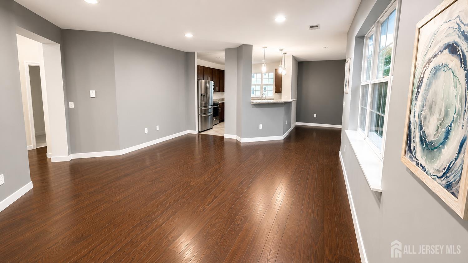 432 Tower Boulevard Image 4