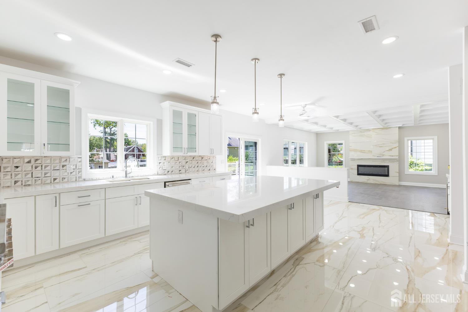 117 E Berkley Boulevard, Iselin, NJ, 08830 image 13
