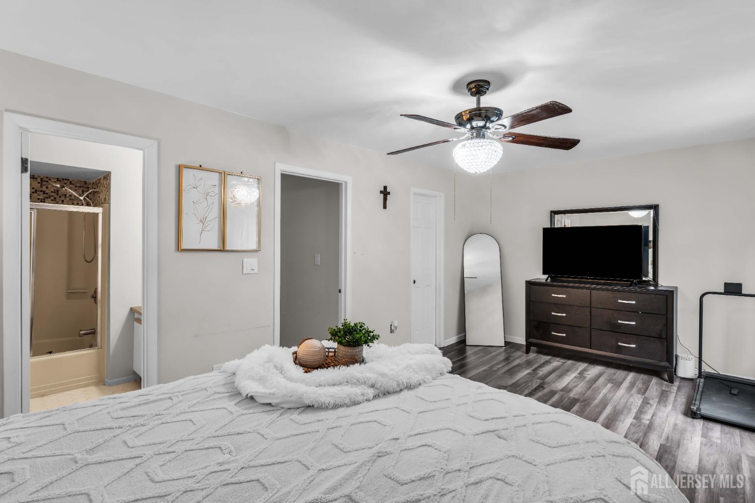 69 Lexington Circle, Old Bridge, NJ, 07747 image 20