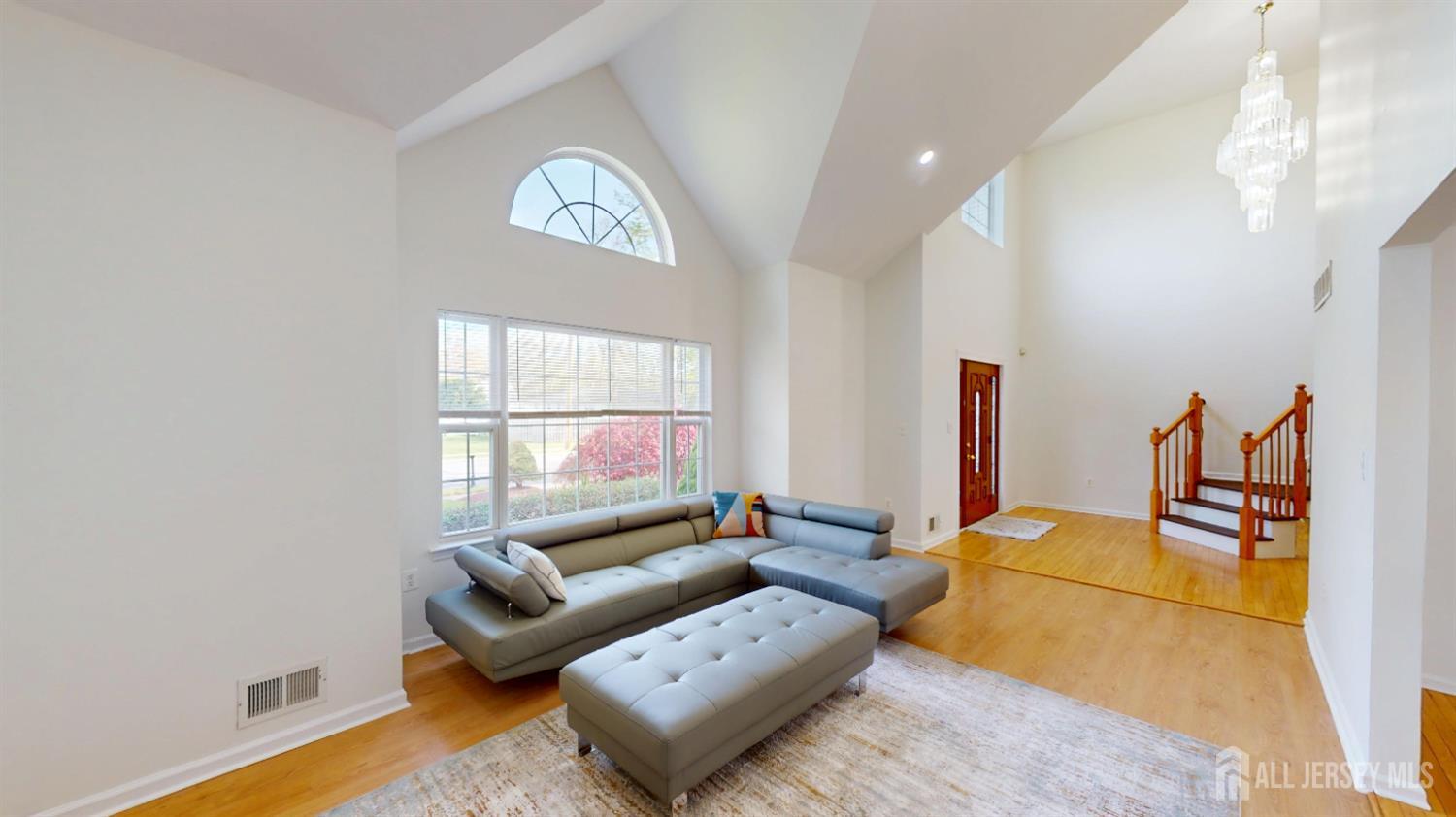 47 Avenue G Avenue Image 5