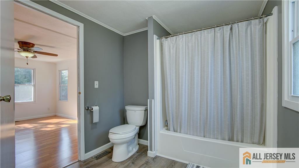 303 Woods End Court, Spotswood, NJ, 08884 image 25