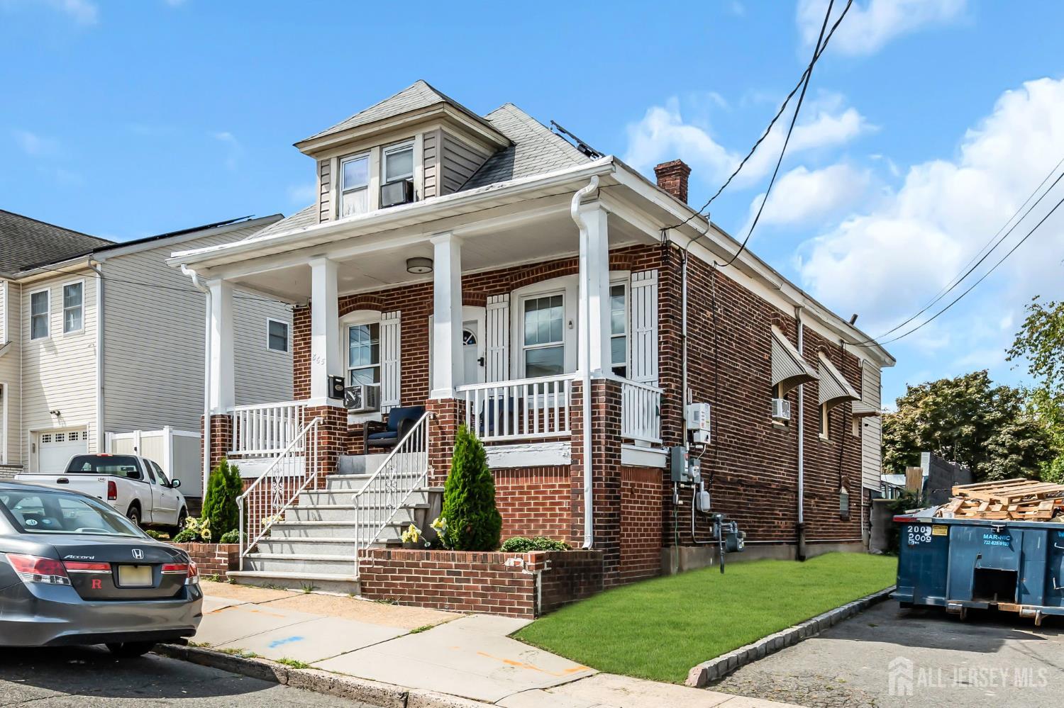 865 Birch Street Image 2