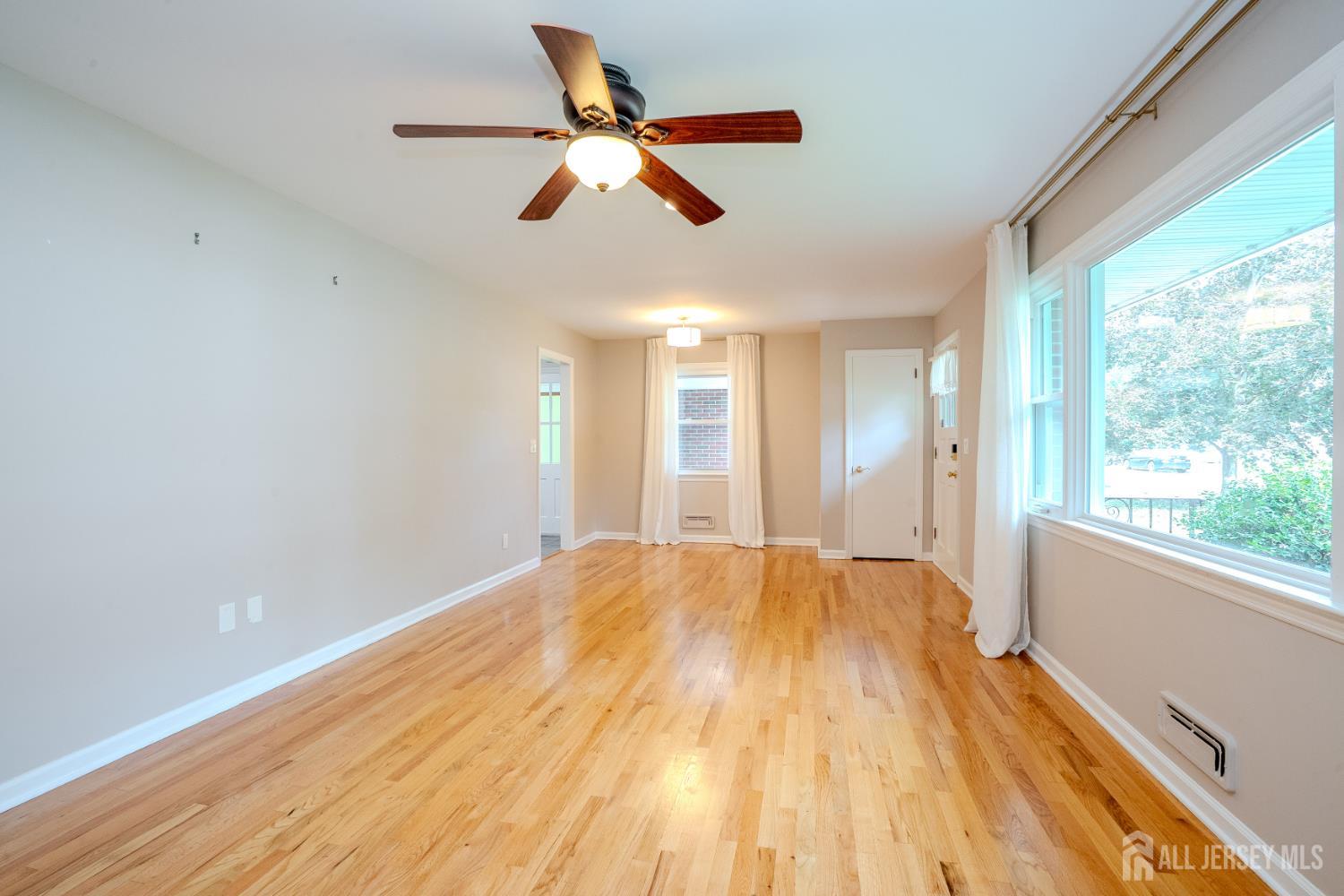 113 Springcrest Drive Image 5