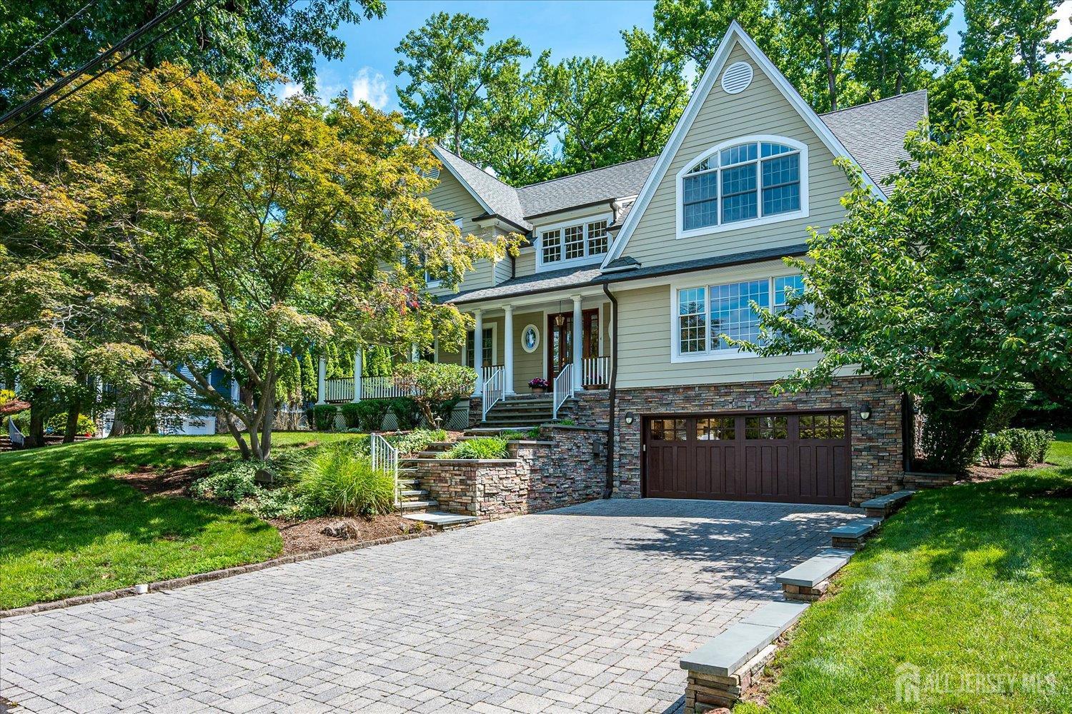 4 Edgewood Road, Edison, NJ, 08820