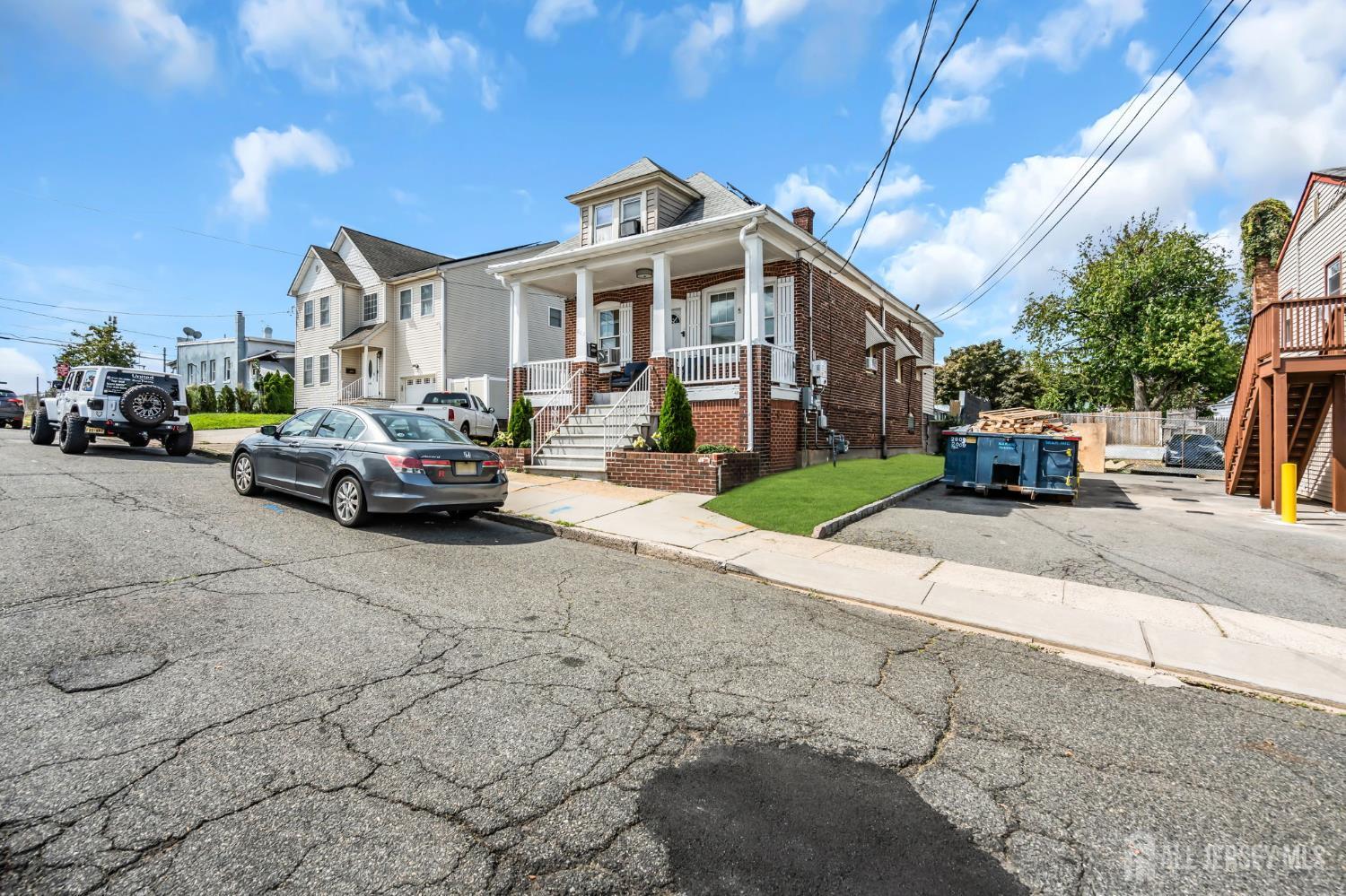 865 Birch Street Image 5