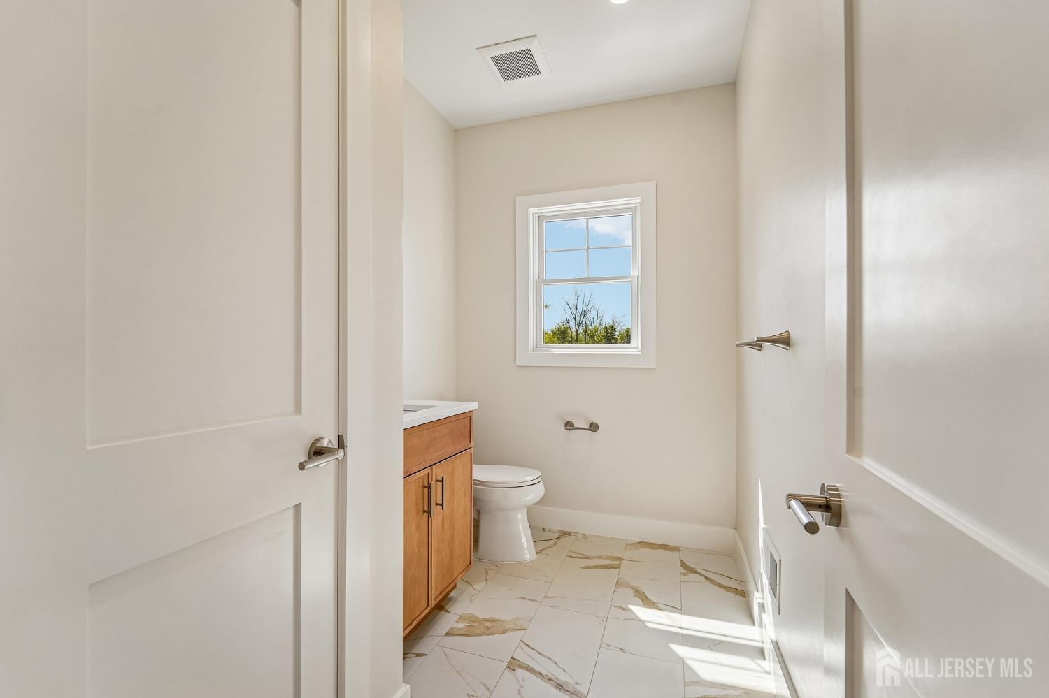 11 Scarlet Drive, Piscataway, NJ, 08854 image 23