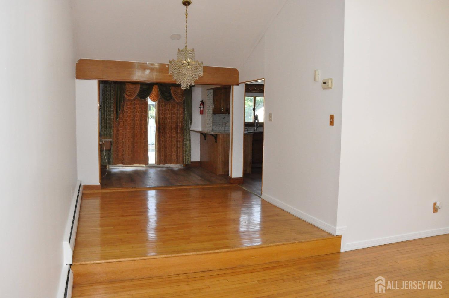 9 FLORENCE Drive, Parlin, NJ, 08859 image 30