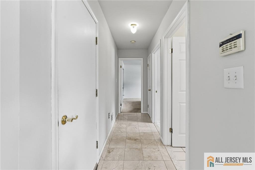 1 Launcelot Lane, Monroe, NJ, 08831 image 15