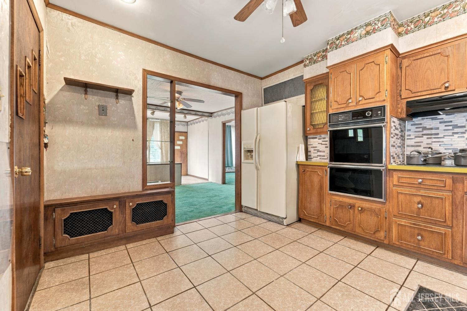 15 Candy Court, Edison, NJ, 08817 image 9
