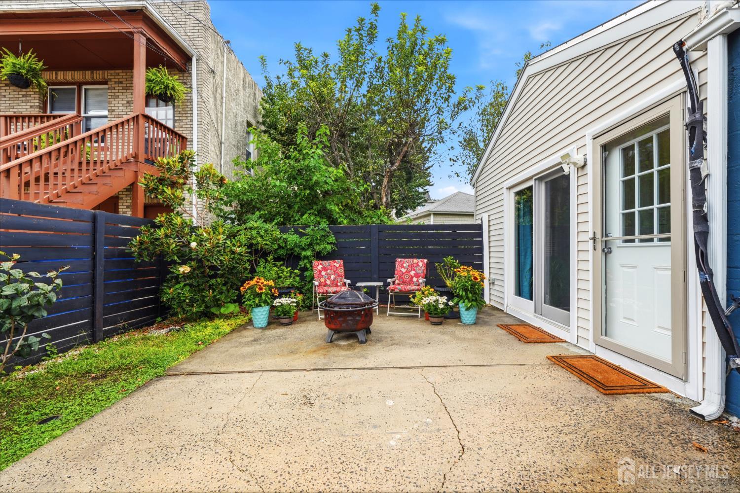 176 N Broadway Street, South Amboy, NJ, 08879 image 24