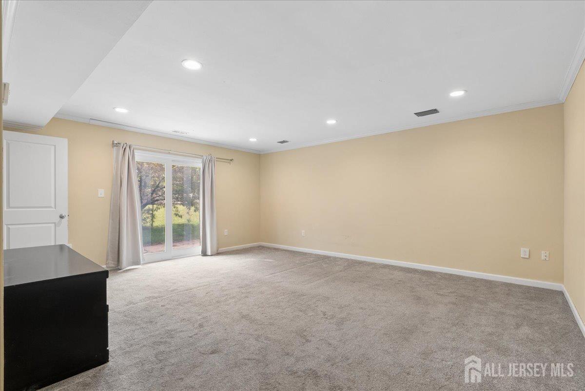 56 gramercy Drive, Piscataway, NJ, 08854 image 22
