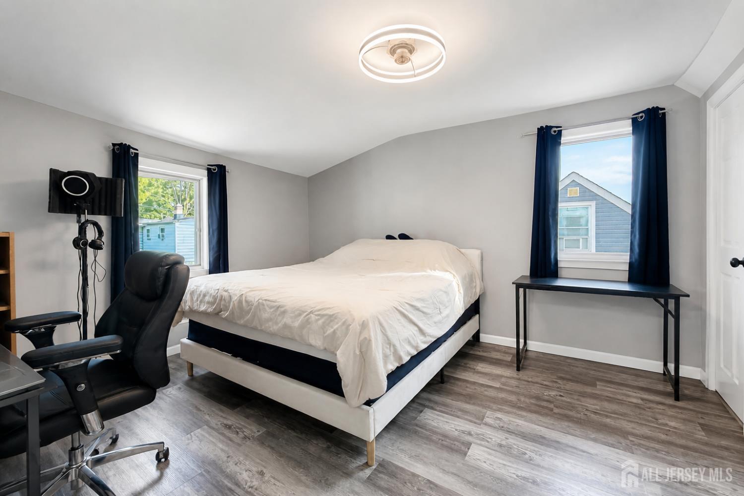 193 Old Road, Sewaren, NJ, 07077 image 34