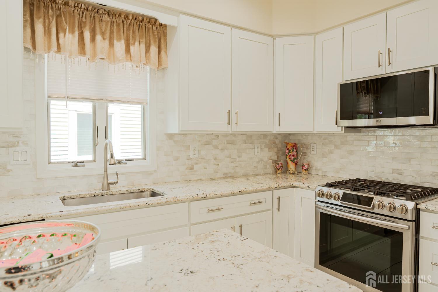 28 Brighton Court, Monroe, NJ, 08831 image 15