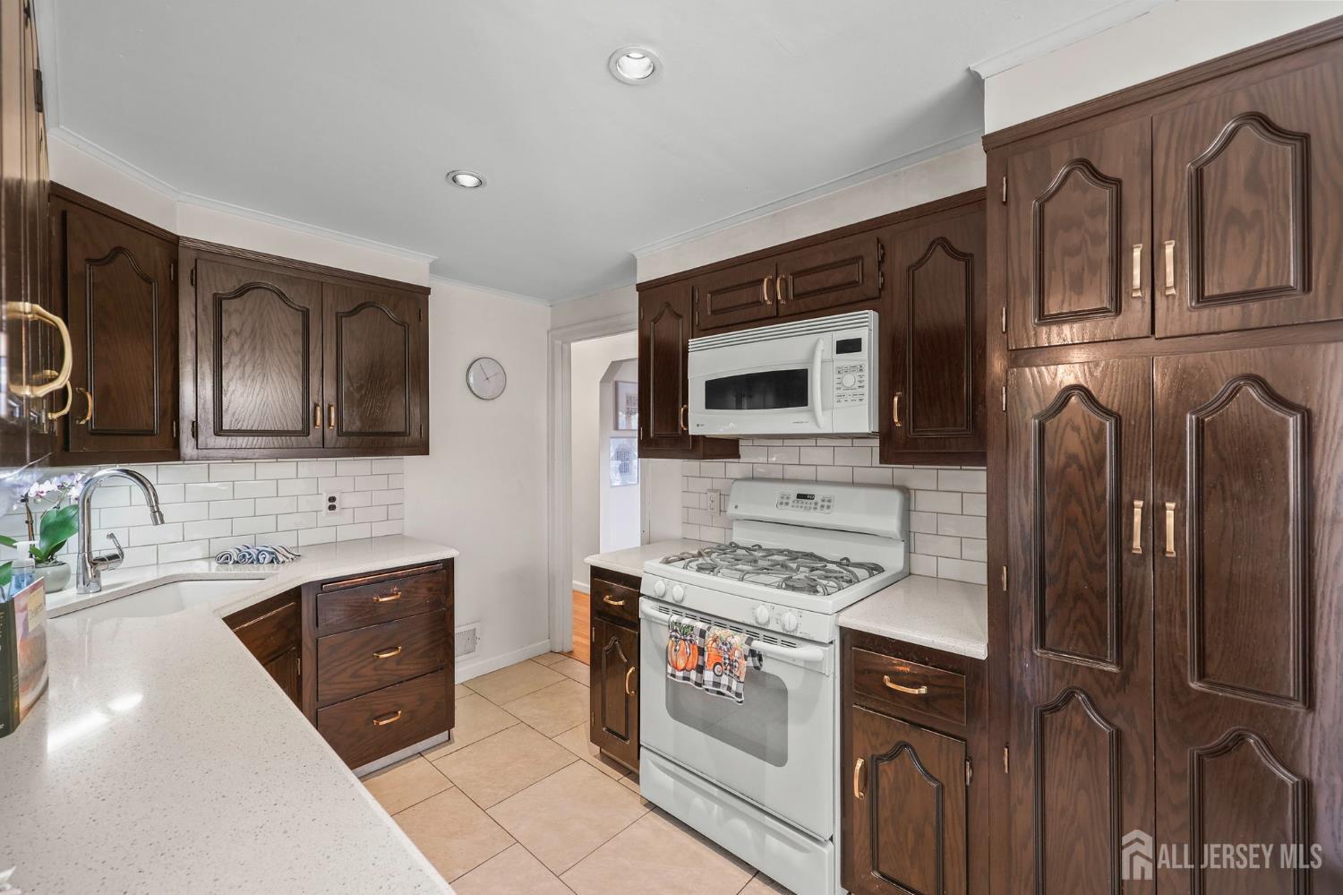 107 Kimball Street, Iselin, NJ, 08830 image 18