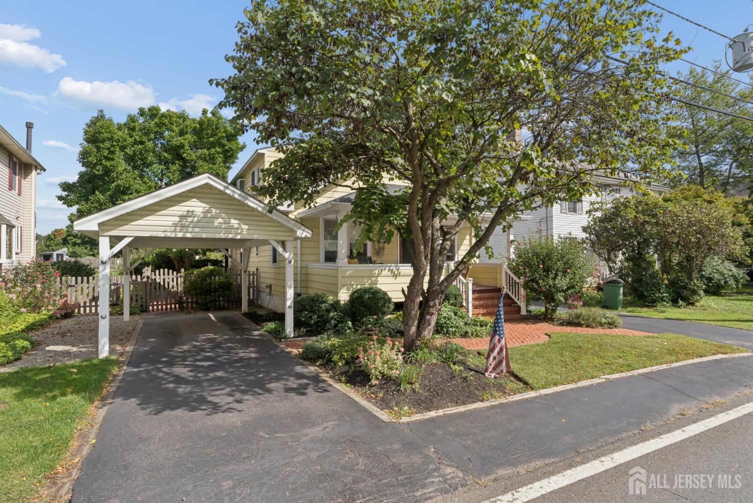 49 Laurel Avenue Image 2