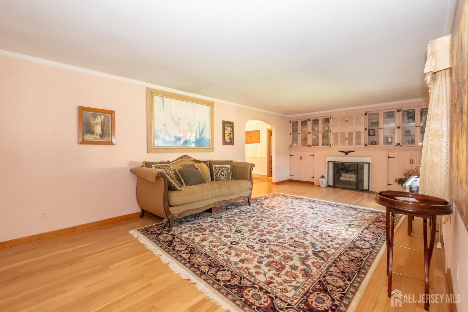 5 Pardun Street Image 4