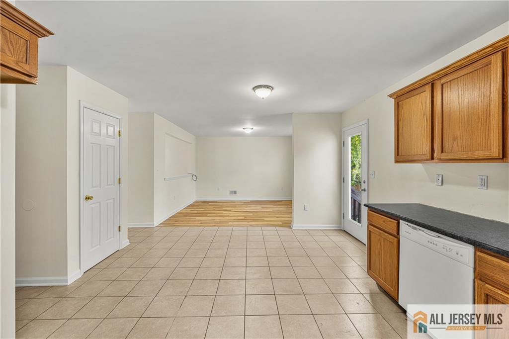 643 Drake Avenue, Middlesex, NJ, 08846 image 11