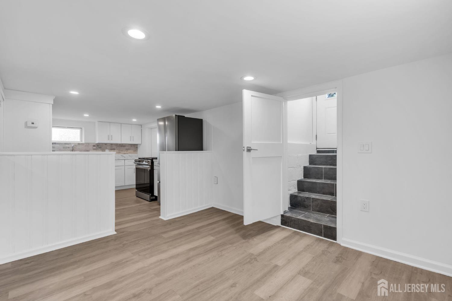 21 Market Street, Edison, NJ, 08817 image 31